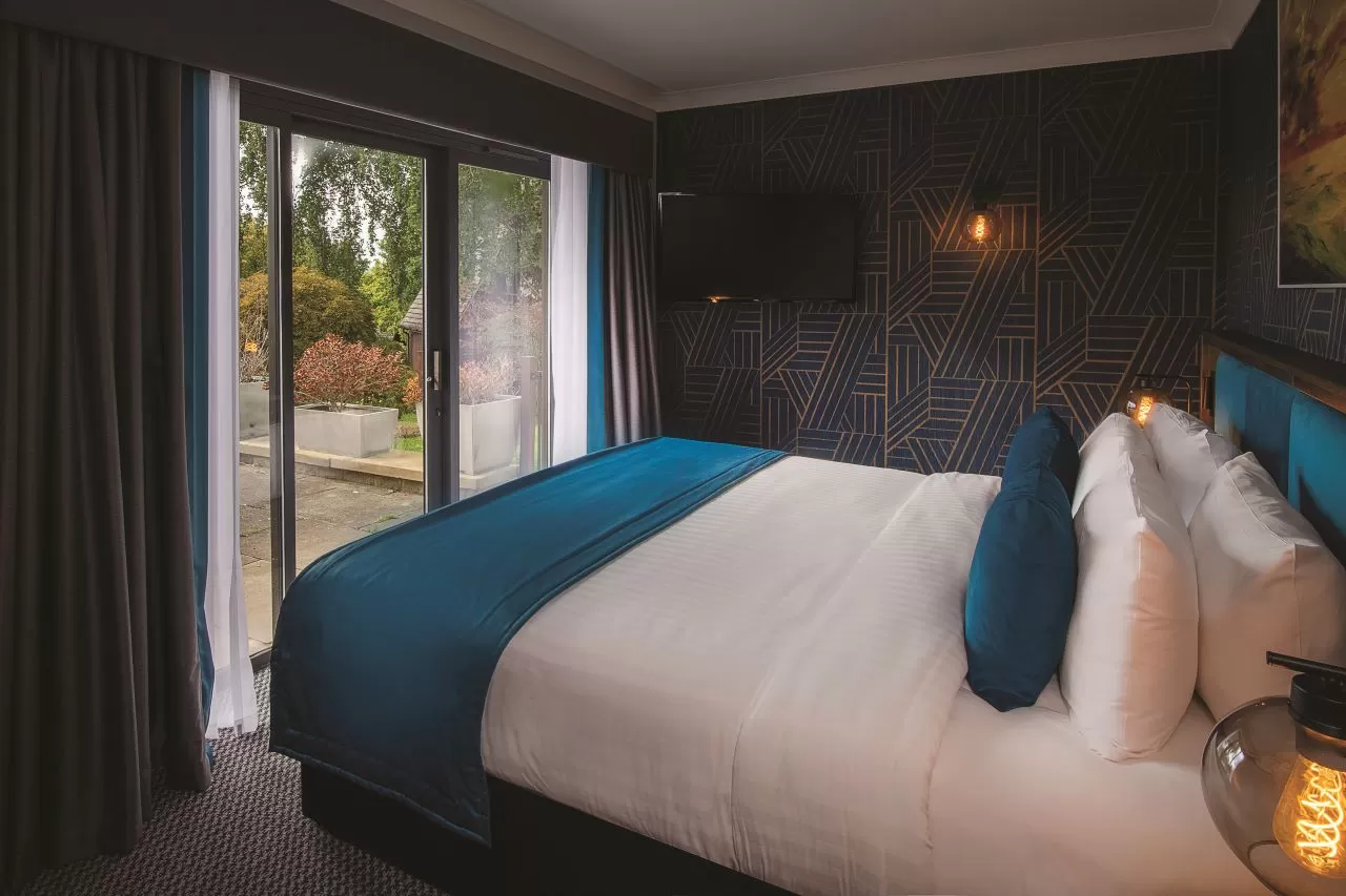 Garden Apartment – Master Bed 32