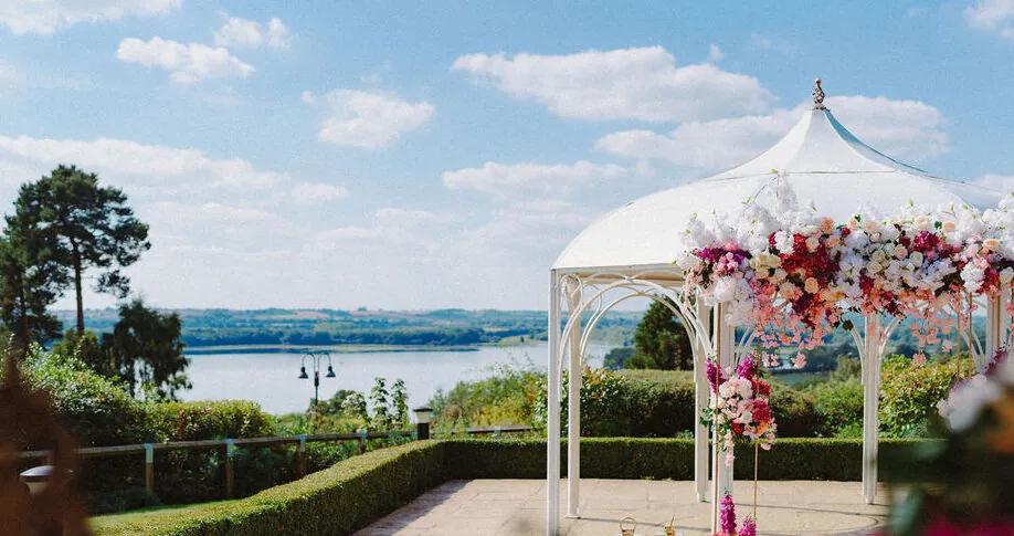 Stunning wedding backdrop
